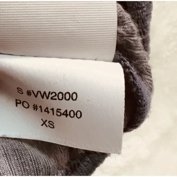 Vuori Womens Haven Half Zip Hoodie Dusty Blue Velour Cropped Sz XS Ribbed - Picture 6 of 9